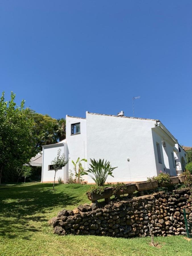 Chalet Con Vistas A Sevilla Gelves Екстериор снимка